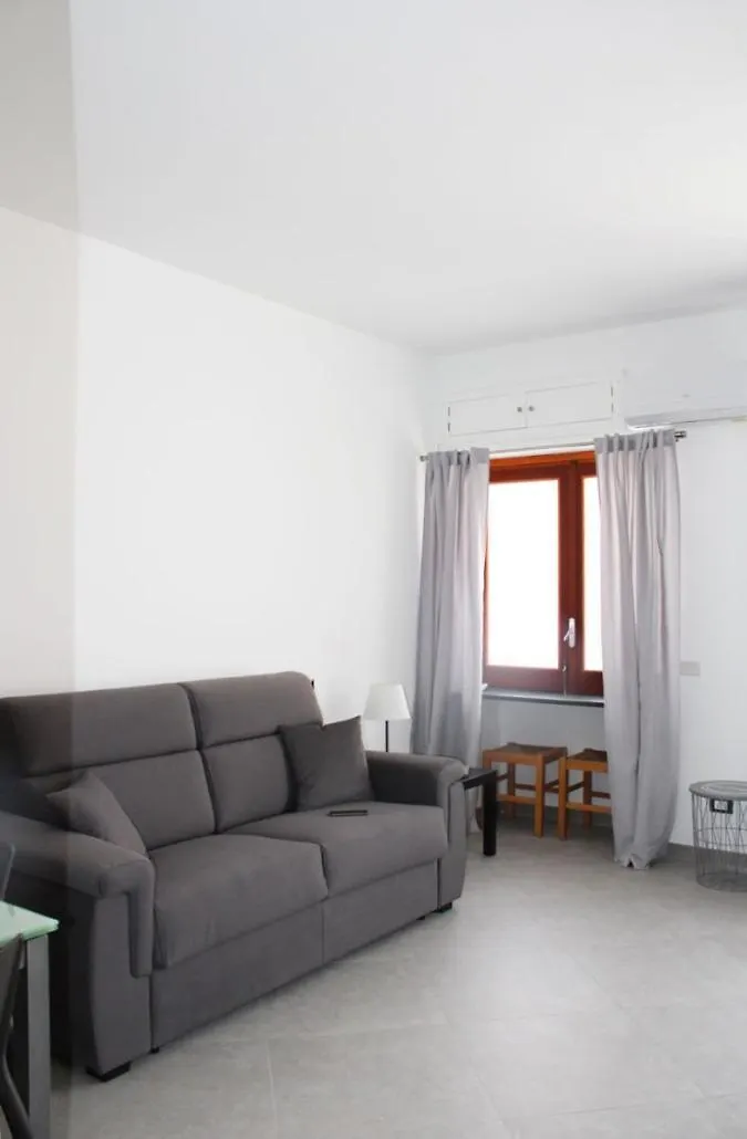 San Leonardo Guest House كاستلبونو شقة